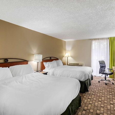 Quality Inn Tyler - Lindale Exteriör bild