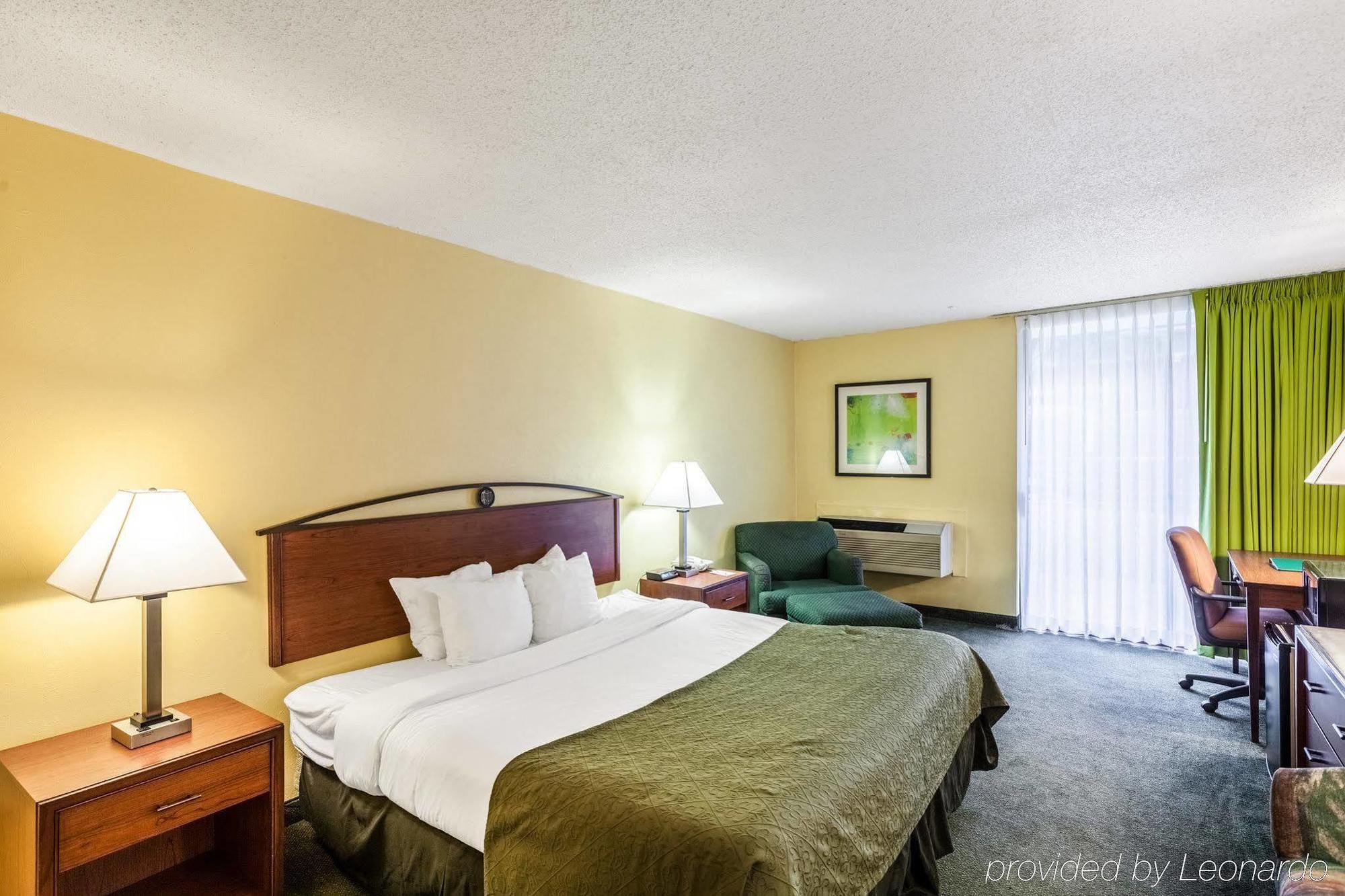 Quality Inn Tyler - Lindale Exteriör bild